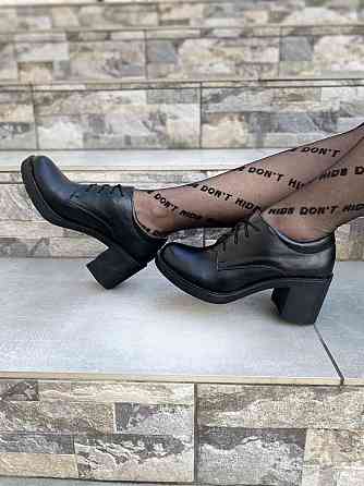 MILLI GOLD Туфлі жіночі MILLI GOLD 369-6826 чорні (весна-осінь, шкіра натуральна) (3402) Коломыя