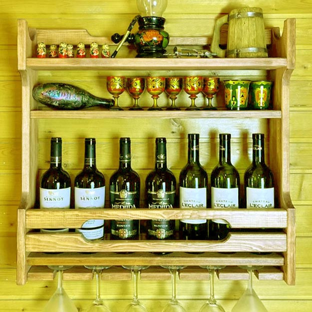 Настенная винная полка 