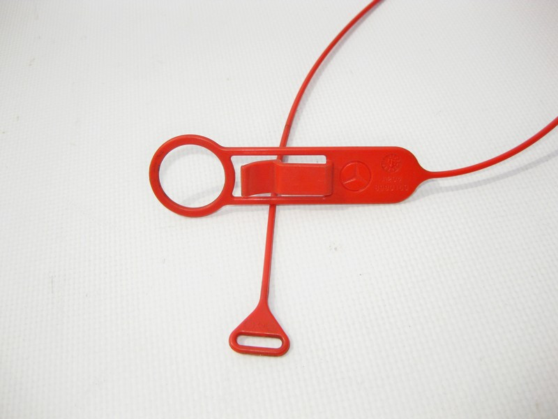 Mercedes-Benz  A2048990150 Трос аварійного розблокування відкидної кришки заправного люка паливного бака C-Class W204 E202 Одеса - фото 3