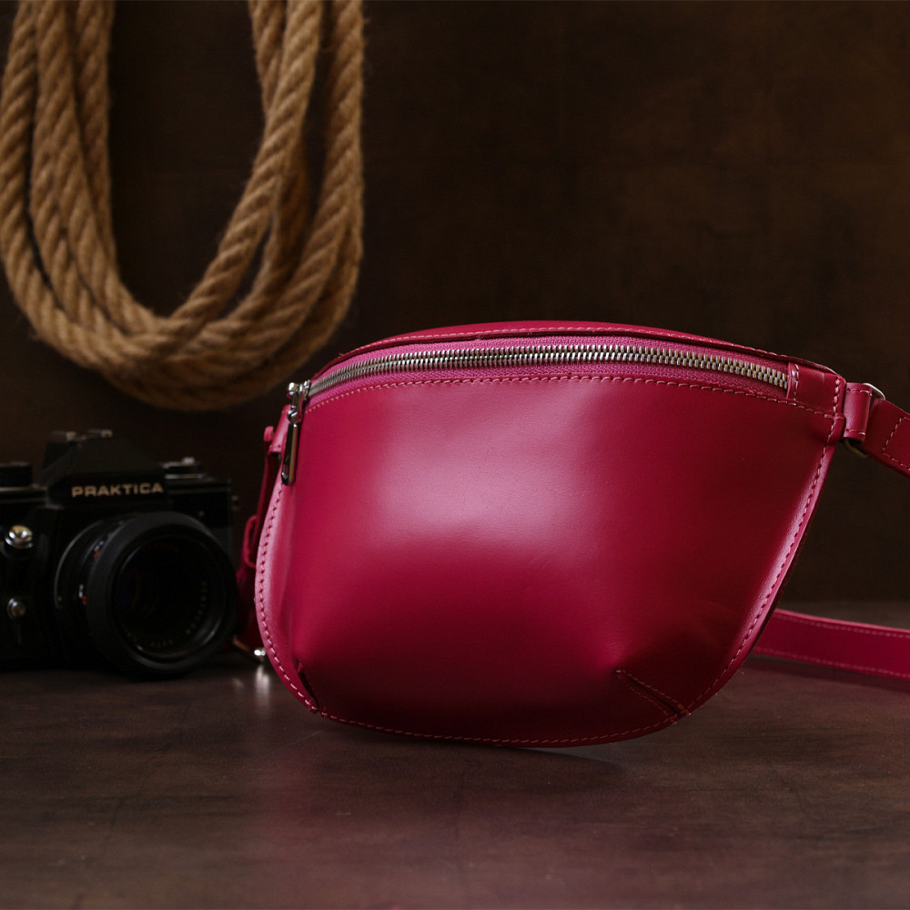 Модная женская бананка из натуральной кожи Shvigel 16392 Малиновый Киев - изображение 8