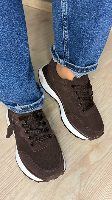 Кроссовки женские Hengji 725-12 замшевые на белой подошве коричневые, 39, 24,5 см Киев - изображение 10