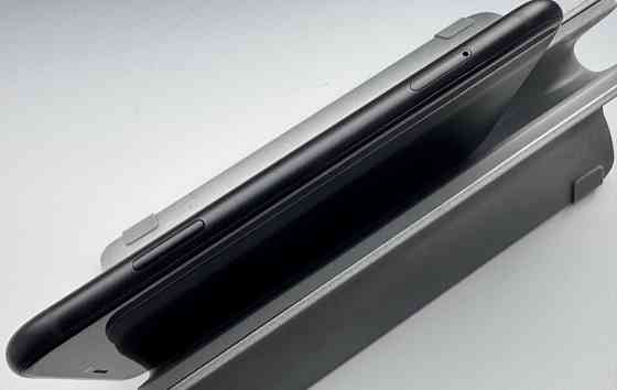 Айфон Apple iPhone XR 64Gb Black Neverlock 91% Харків