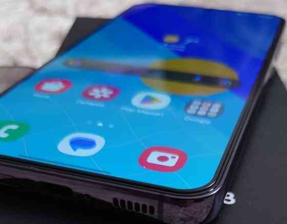 Смартфон Samsung Galaxy S23 8/256Gb. Официал SM - S911B /DS Киев