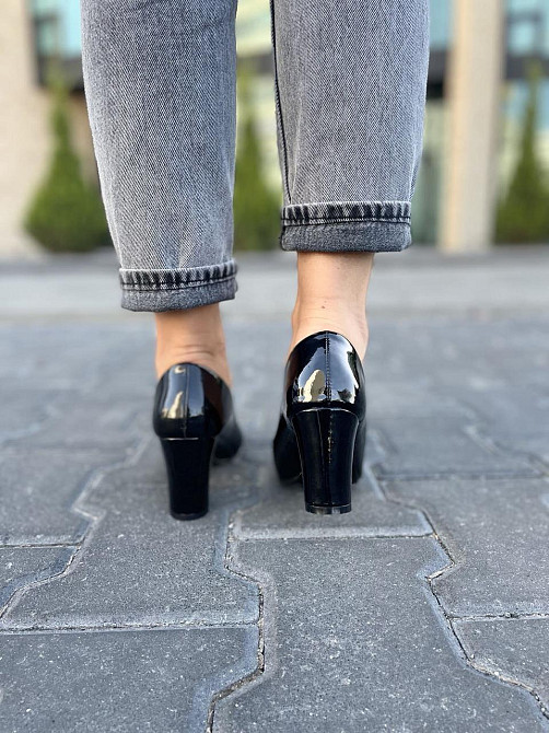 Туфлі жіночі YES MILE чорні еко-лак каблук 6см ( -1) Коломыя - изображение 7