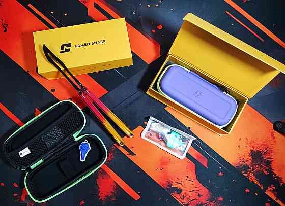 Балисонг Armed Shark Eureka Gold/Red с грузиками и фонариком. Новые! Харьков