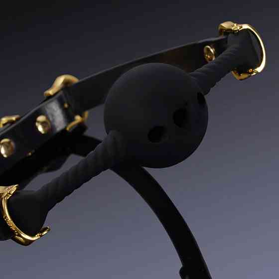 Кляп шарик с отверстиями в виде сердца UPKO Desire for Mouth Bondage Collection, черный Sex Aura Киев