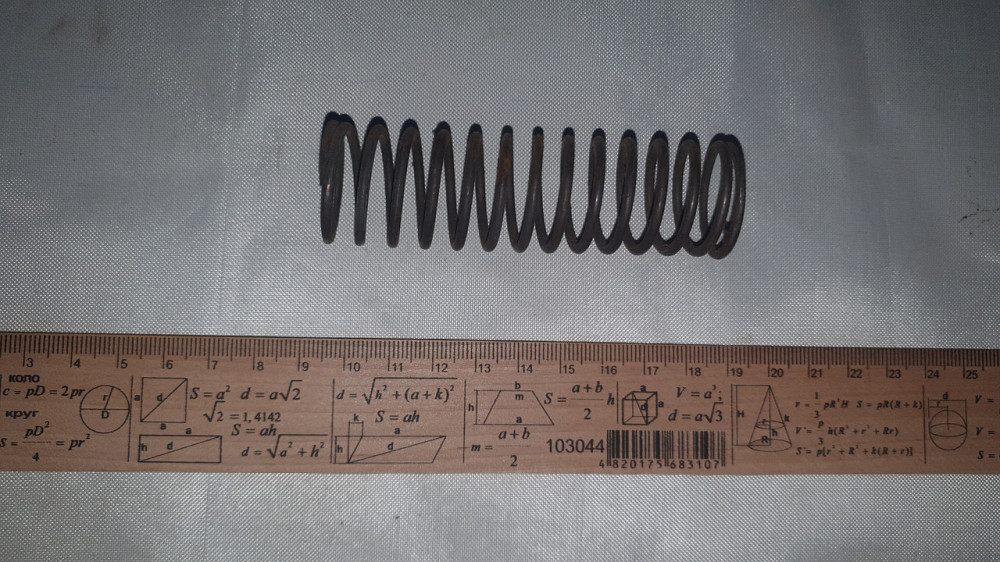 Пружина сжатия 26.3х88х2 мм. СССР. Харьков - изображение 1