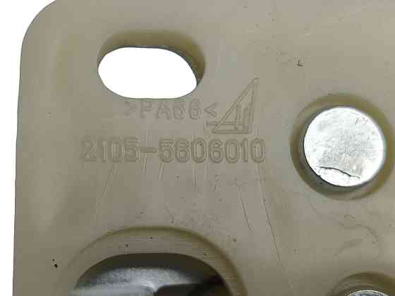 Замок багажника 2104, 2105, 2107 засувка багажника, шоколадка кришки Мукачево