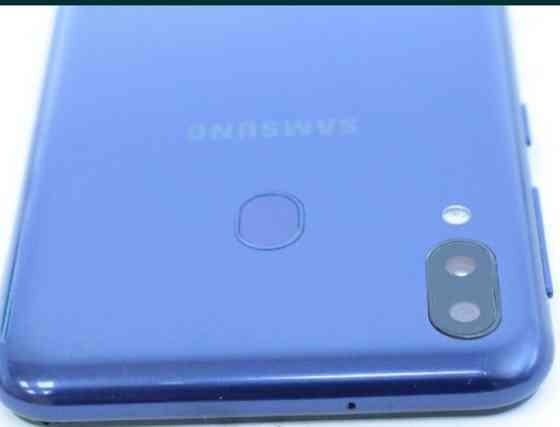 Смартфон: Samsung Galaxy M205 M20, 3/32Gb Київ