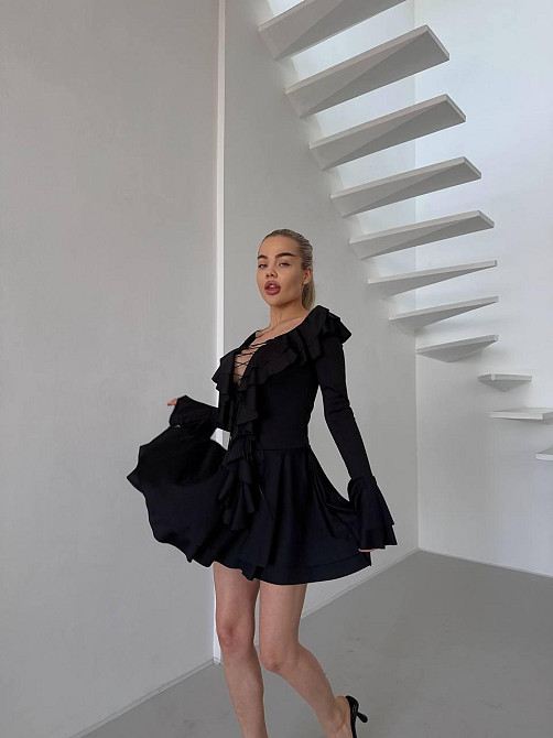 Жіноча романтична сукня в стилі міні з воланами мікродайвінг Чорна Одеса - фото 6