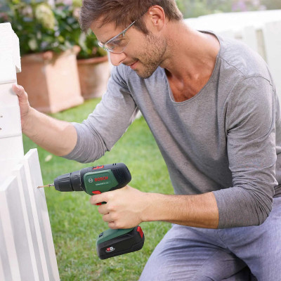 Шуруповерт Bosch UniversalDrill 18V, 2x1.5Ач, 40Нм, 440/1450 об/мин, ЗУ, 1.2кг, кейс (0.603.9D4.002) Винница - изображение 2