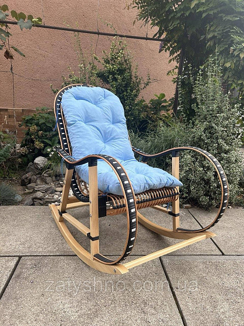 Кресло качалка  на подарок с голубой  подушкой Киев - изображение 3