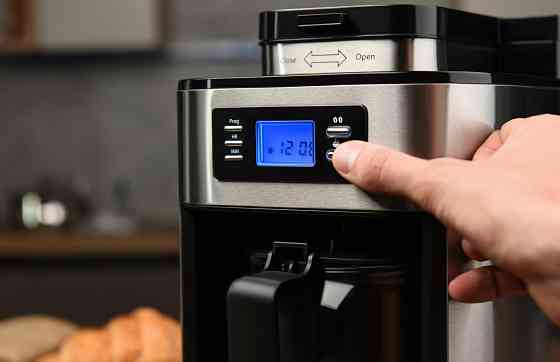 Кавоварка ARDESTO крапельна Steel Collection 1.2л, зерно + мелена, дисплей, сріблясто-чорний Київ