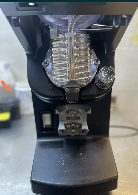 Кофемолка: Nuova Simonelli Victoria Arduino Mythos Харків - фото 3