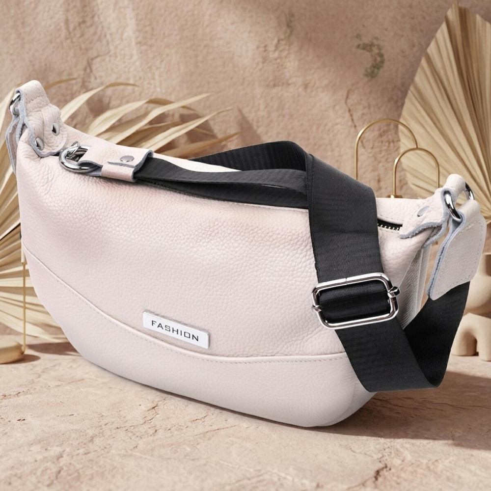 Жіноча сумка через плече з незвичайним бігунком брелоком з натуральної шкіри Vintage 22616 Біла Київ - фото 11