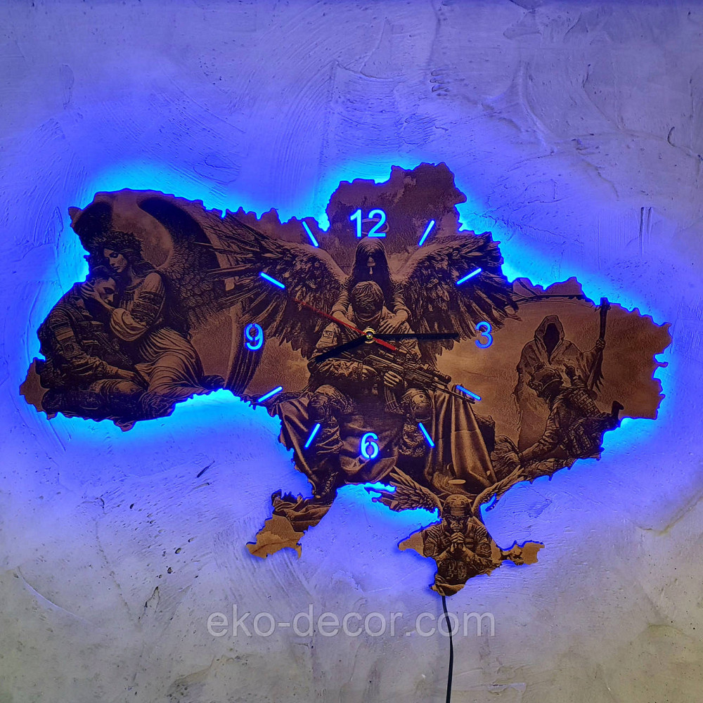 Деревянные настенные часы с подсветкой 