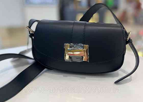 Модна компактна жіноча сумка крос-боді з італійської гладкої шкіри (чорна) Virginia Conti Київ
