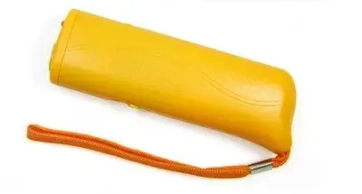 Ультразвуковой отпугиватель собак AD 100 с фонариком Коломия