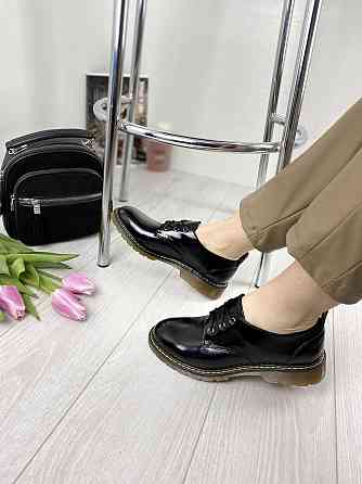 Sothby 's Туфлі жіночі Sothby 's M-375 чорні (весна-осінь, шкіра лакована) (2989) Коломия