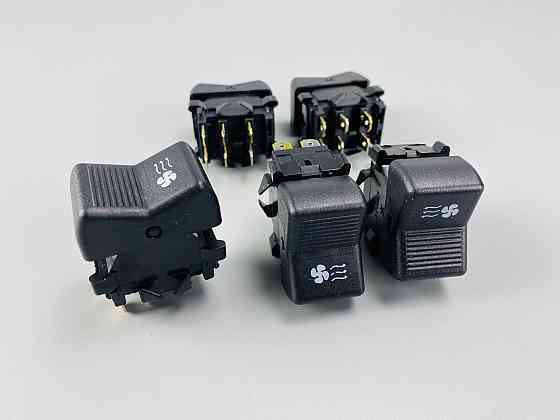 Перемикач (клавіша) вентилятора отопітеля МТЗ Мукачево