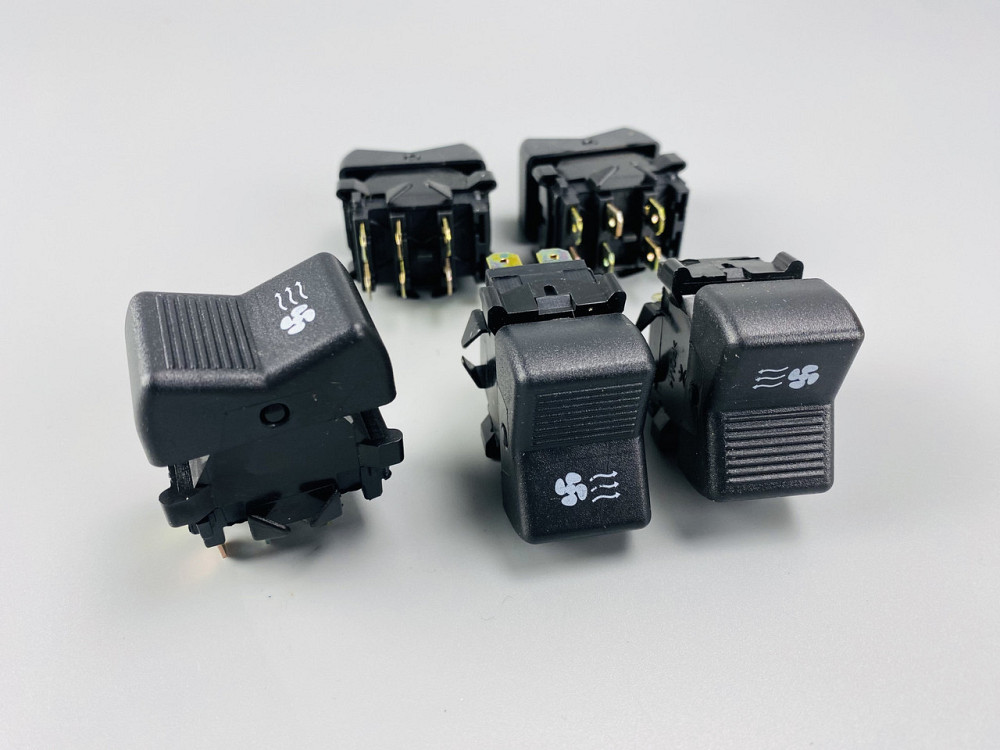 Перемикач (клавіша) вентилятора отопітеля МТЗ Мукачево - фото 3