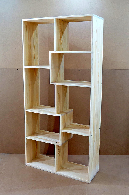 Книжный стеллаж 