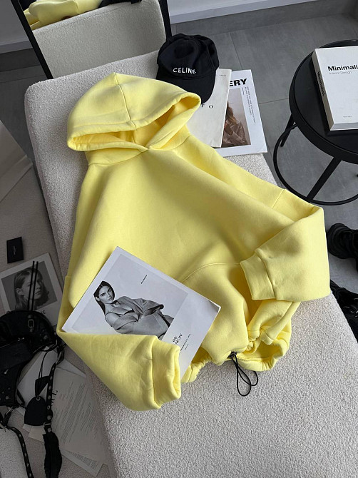 Женская базовая кофта худи из турецкой тринитки на флисе Лимонный Одесса - изображение 3