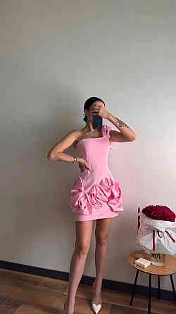 Женское праздничное мини платье с воланами костюмка барби. Розовый, 44/46 Одесса