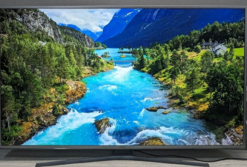 Телевизор: Samsung UE55JU6850U (55