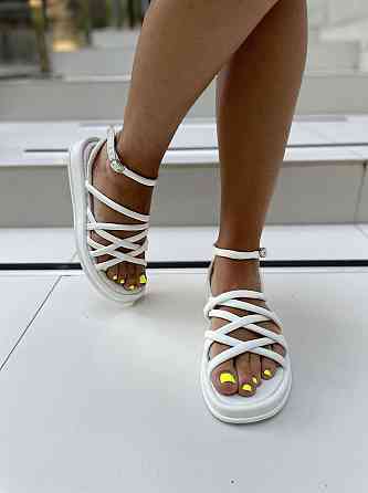 Olli Босоніжки жіночі білі літні OLLI Л-1-0110 натуральна шкіра / Шкіряні босоніжки на низькому Коломыя