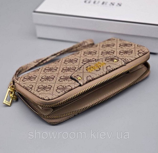 Женский кошелек c ремешком на запястье Guess (6041) светло коричневый Киев - изображение 3