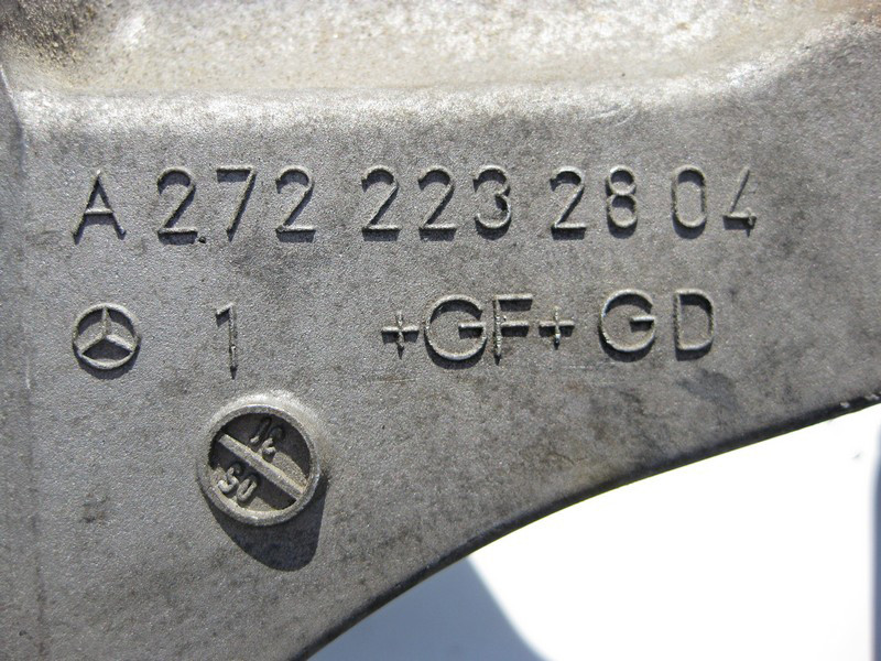 Mercedes-Benz  A2722232804 Кронштейн опори двигуна правий M272 V6 3.0 3.5л C-Class W203 4matic Одесса - изображение 4