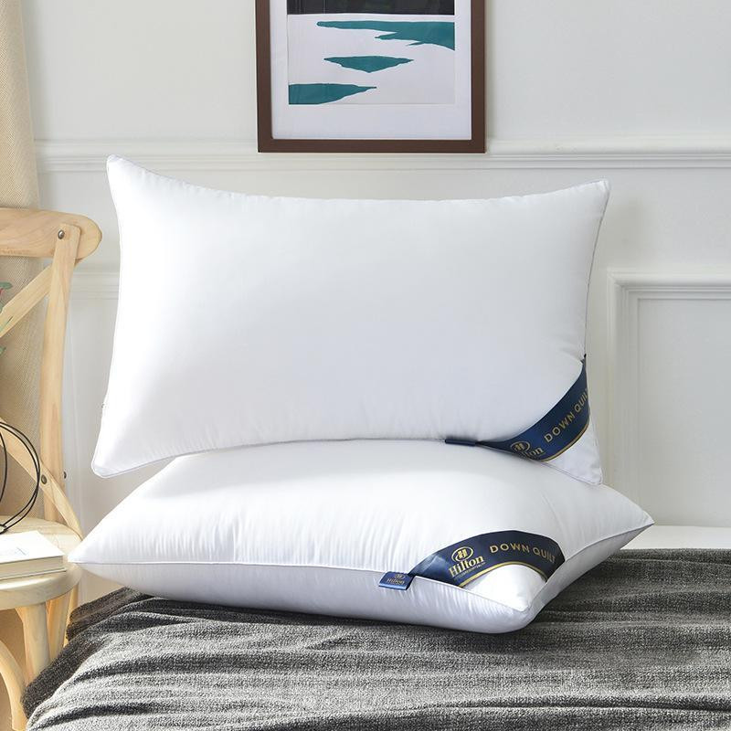 Подушка гипоаллергенная Hilton 74×48 см белая. Гостиничное качество для дома и гостиниц, 900 г,100% полиэстер Каменец-Подольский - изображение 1