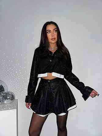 Женский праздничный блестящий костюм двойка: жакет и юбка с шортами Черный, 46/48 Одесса