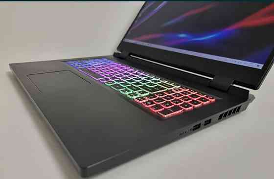 Ноутбук: ASER Nitro 17 R7 6800H/RTX 3060/RAM 16Gb/ SSD 512Gb/144Hz Київ