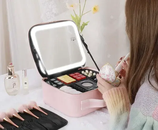 Органайзер для косметики чемодан с зеркалом LED подсветка, 3 режима яркости, дорожный бьюти-кейс Розовый PT Одесса - изображение 5