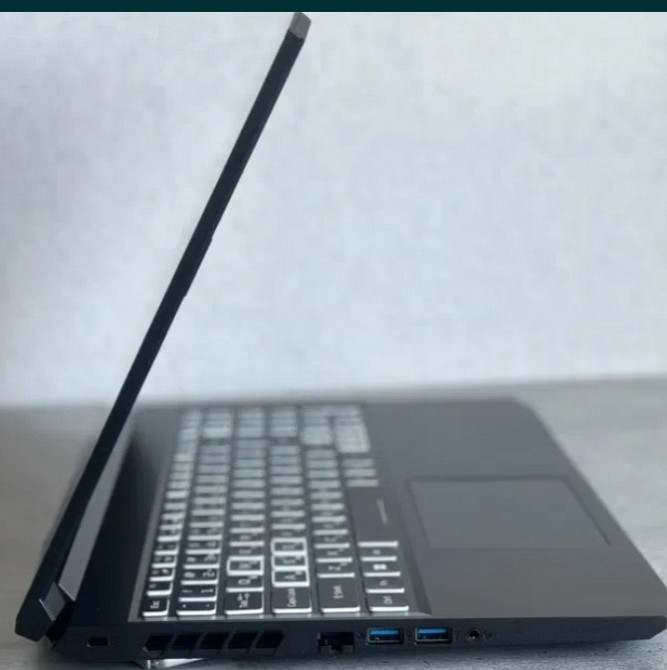 Ноутбук: ASER NITRO 5 (15.6