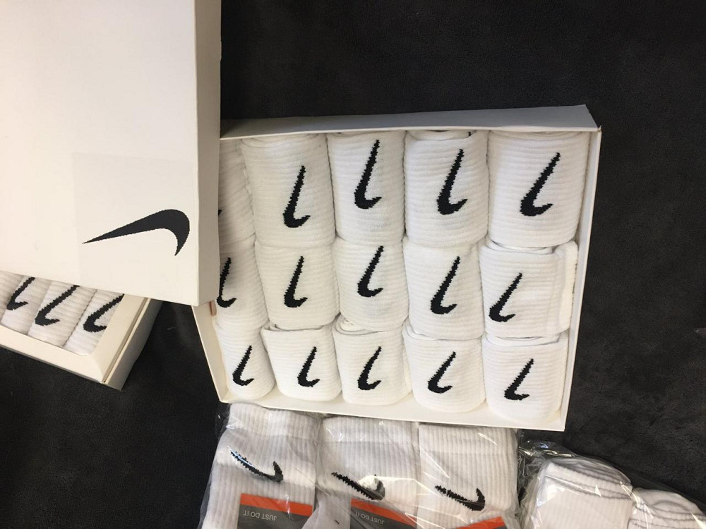 Подарунковий набір шкарпеток Nike 28 шт – стильні чоловічі та жіночі шкарпетки, 100% бавовна, різні розміри Киев - изображение 2