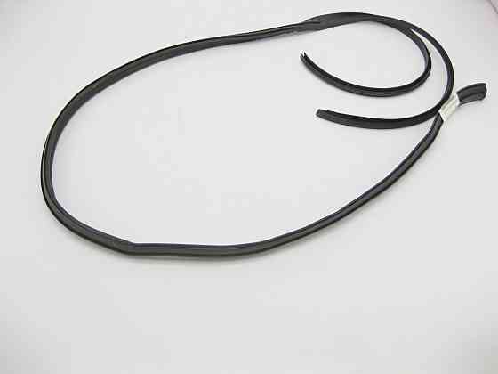 Mercedes-Benz  A2206902398 Ущільнювач над лівими дверима long S-Class W220 Одеса