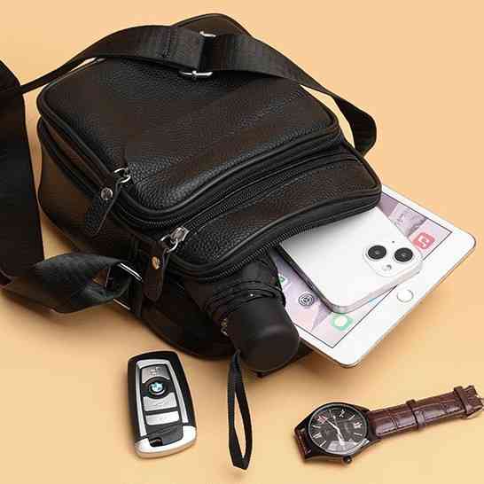 Чоловіча шкіряна барсетка через плече Bexhill чорна Київ