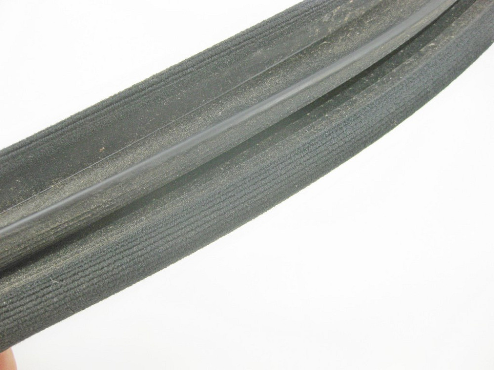 Mercedes-Benz  A2046971051 9B00 Ущільнювач передніх правих дверей на кузові чорний C-Class W204 Одеса - фото 6