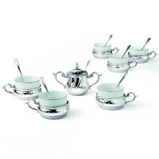 Чайный сервиз (6 чашек в подстаканниках, 6 чайных ложечек, 1 сахарница и 1 ложечка для сахара Ровно