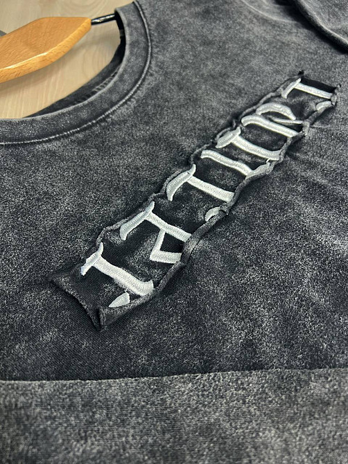 Футболка женская A-N 26029 оверсайз широкая вареная дай длинный рукав 3\4 с вышивкой впереди one siz Одесса - изображение 2