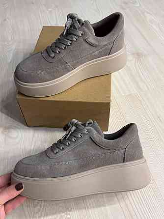 Кеды женские Hengji 536-10 замшевые на платформе с окантовкой бежевые, 38, 24,5 см Киев