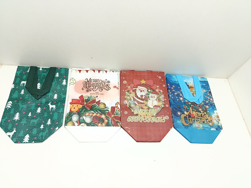 Набір святкових подарункових пакетів 8 шт 20х30 см Луцк - изображение 3