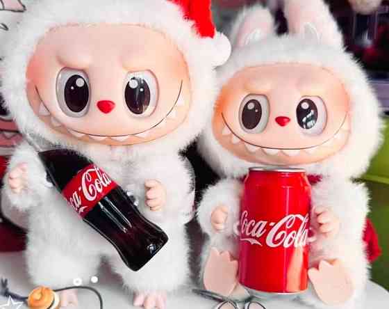 М'яка іграшка-брелок сюрприз Labubu Серія Cola Київ