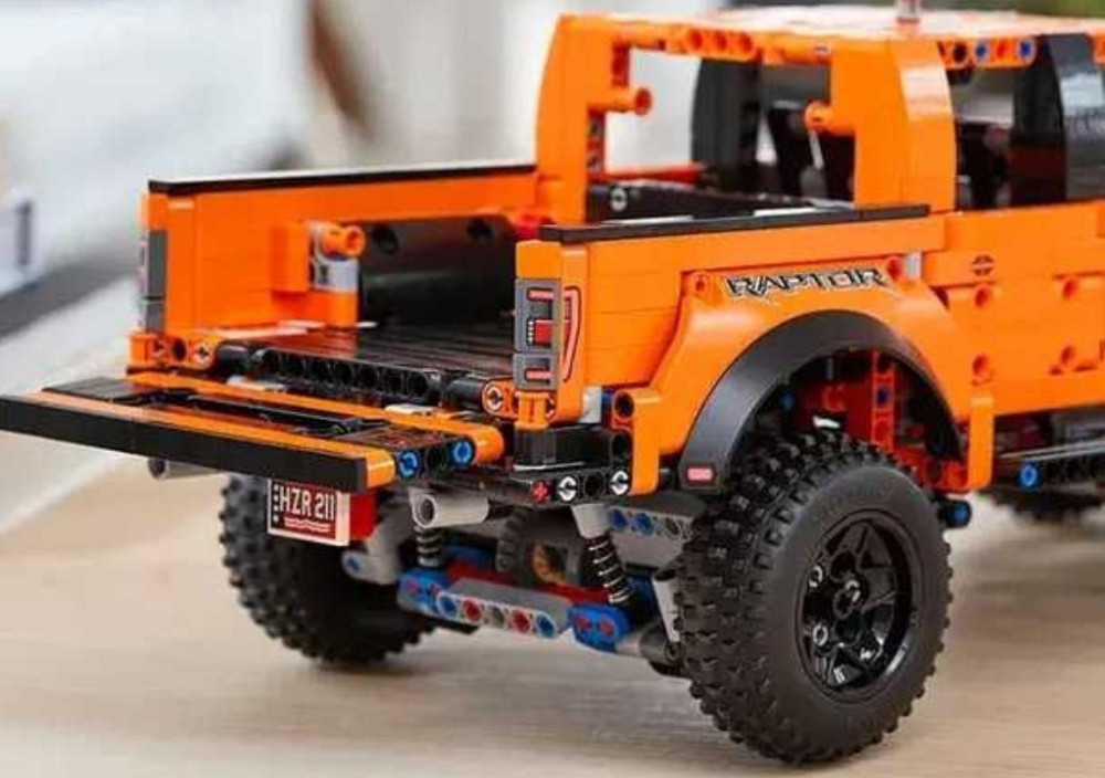 Конструктор LEGO Technic 42126 на 1379 деталей джип Ford Rapto. Киев - изображение 2