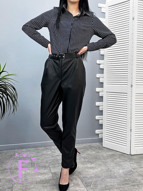 Прямі брюки з екошкіри "Arden" оптом | Розпродаж моделі 44, Чорний Київ - фото 1