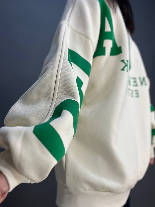 Свитшот женский DAVRAS 8174 оверсайз удлиненная надпись на спине CHICAGO утепленный на флисе one size молочный, молочний, one size Киев - изображение 15