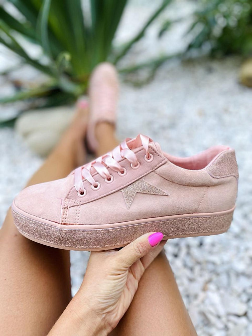 No brend Кросівки жіночі пудра (весна-осінь, еко-замша) (1510) лише 40р. Коломыя - изображение 1